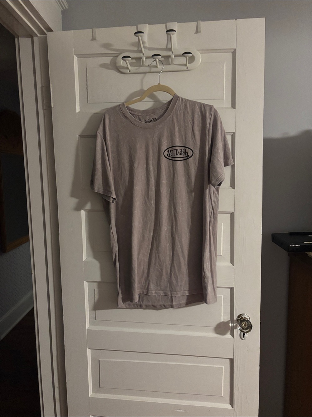 Von Dutch Men’s Short-Sleeve Crewneck T-Shirt - Light Mauve